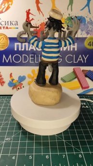 Волк-моряк из "Ну погоди"