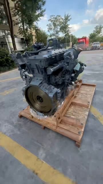 Дизельный двигатель Isuzu 6UZ1
