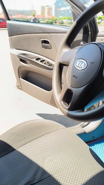 Kia Rio 2010 года