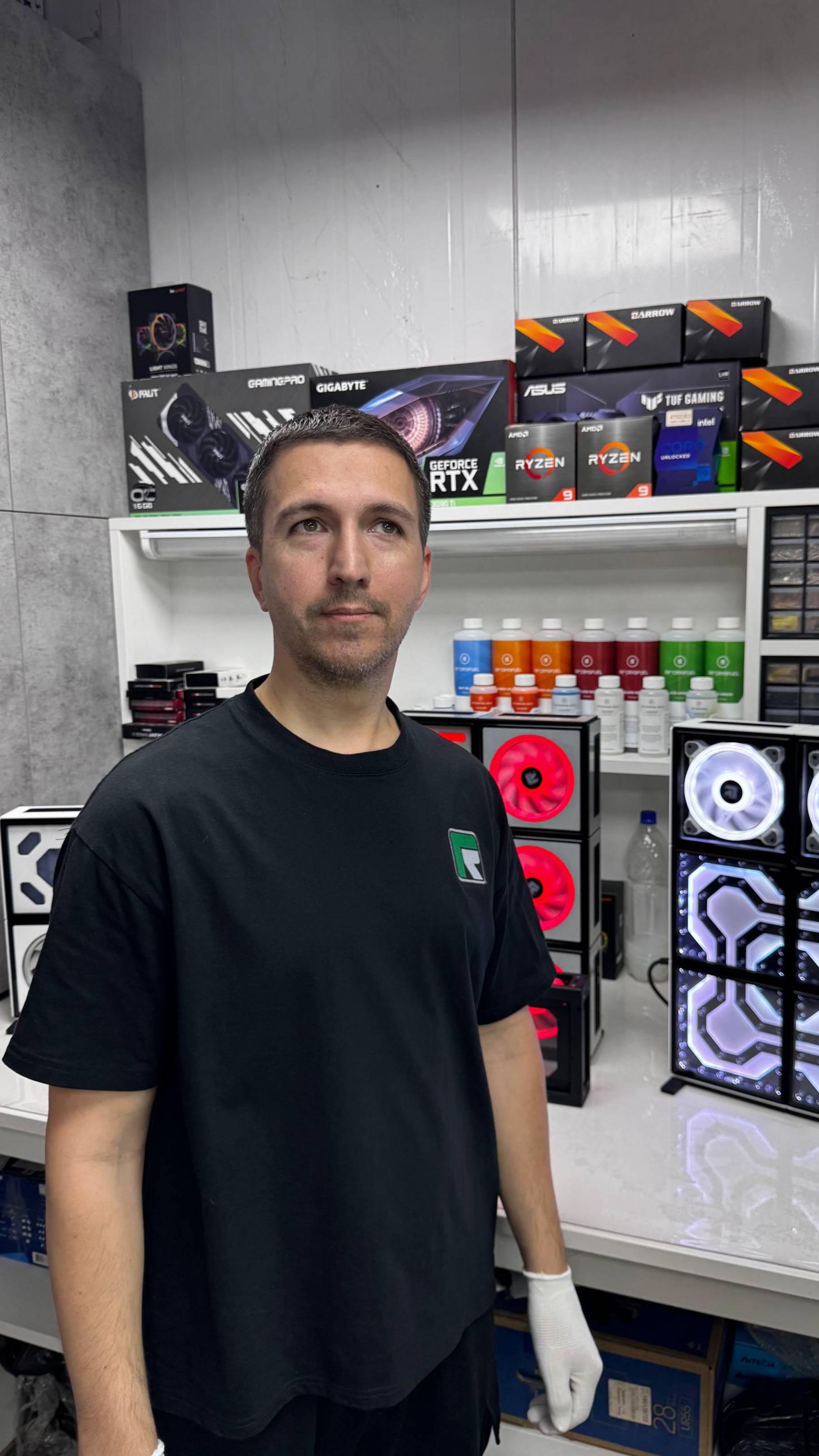 Модульность корпусов RENNEO — Модульный ПК нового поколения