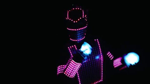 Пиксельное Световое шоу от Шоу-группы "Джарбис"