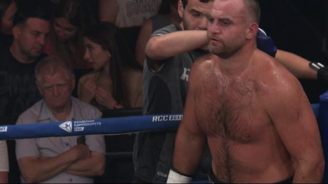 Битва тяжеловесов: Вартан Арутюнян vs Виталий Кудухов. RCC Boxing Promotions