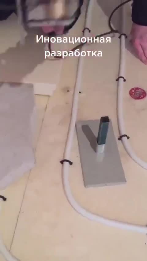 Необычное применение утюга.