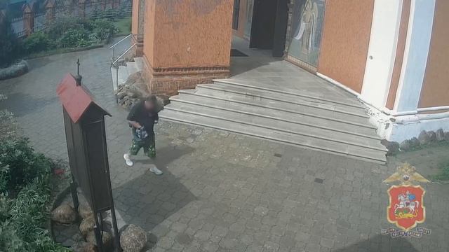 В Дмитрове вынесен приговор местному жителю  который из храма похитил крест-мощевик