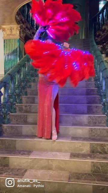 Восточный танец с веерами на праздник