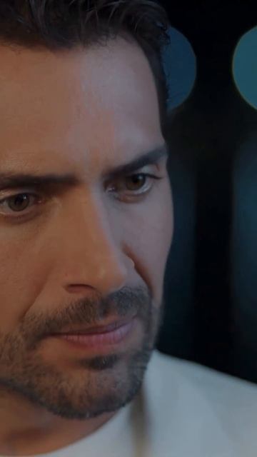 Хочет признаться ему в предательстве #двухместныйномер