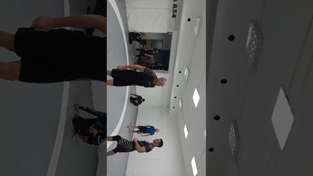 пятница 15.08.25