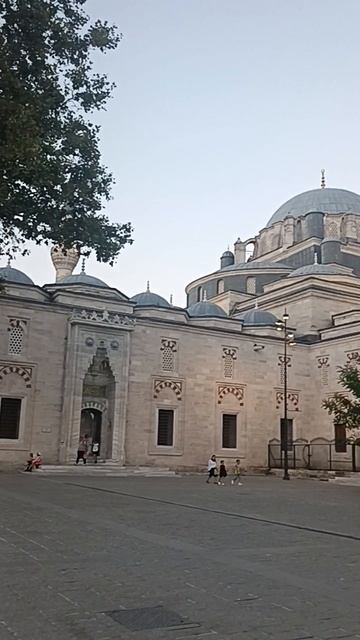 Площадь Беязит, Стамбул, Турция (Beyazit Square, Istanbul, Turkey)