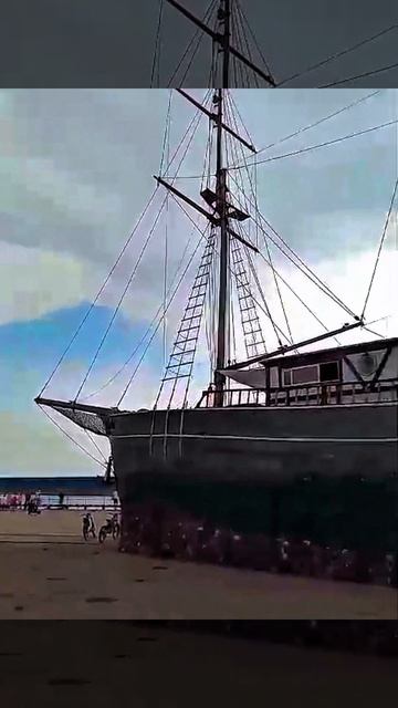 Счастье живет рядом с нами