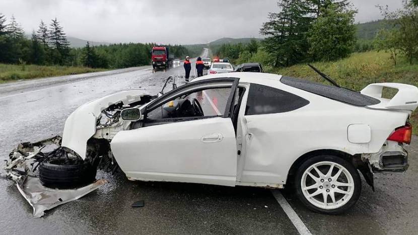 Один человек погиб и пять пострадали в ДТП под Магаданом