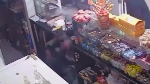 Продавец родился в рубашке