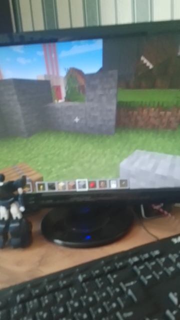 как сделать секретный проход для защиты дома в майнкрафт джава на ПК