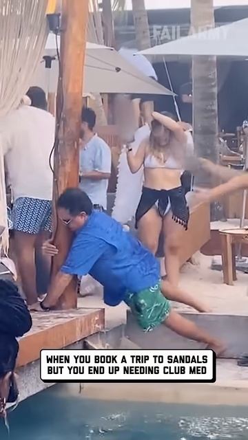 Пати у бассейна