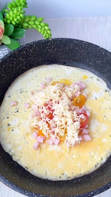 Подпишись чтобы не потерять!! 🍳 Сытная яичница в новом исполнении