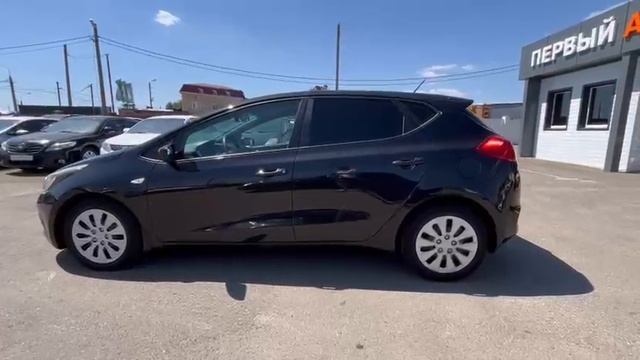 Kia Ceed 2013 черный XWEHN512AE0005974