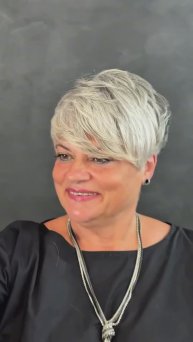 Стрижка Пикси после 55 лет