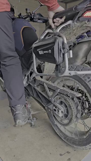 Как легко ставить мотоцикл Zontes 703F на центральную подножку