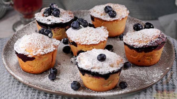 Песочная нежность и ягодная яркость! ПЕСОЧНЫЕ МИНИ-ПИРОГИ С ЯГОДАМИ