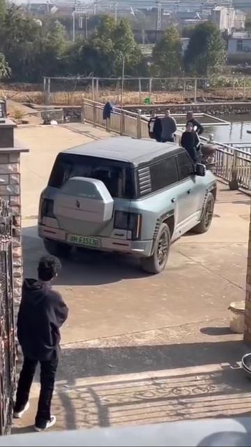 VID_20250816_153143_360.mp4