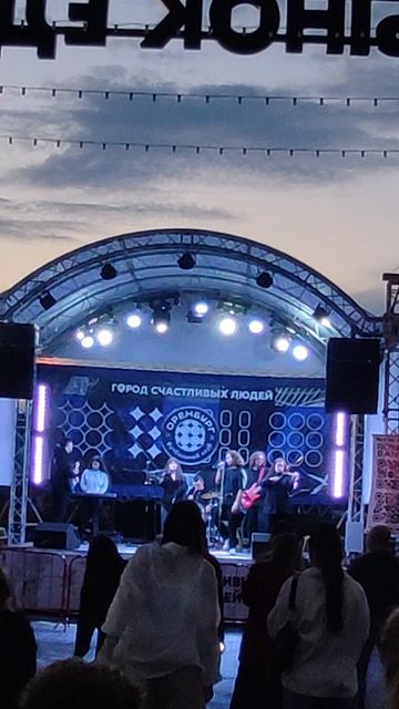 Песня про девочку с плеером