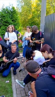 "Группа крови" в исполнении КИНОманов на дне памяти Виктора Цоя..
#ВикторЦой #группа