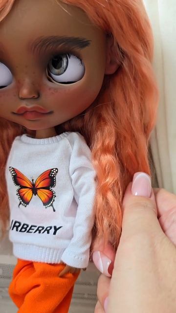 Куколка свободна