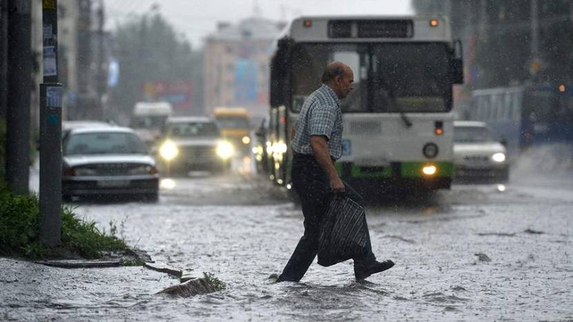 В результате паводка в Омской области число подтопленных домов возросло до 64