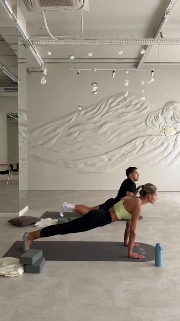 Кобелитка: сегодня муж попробовал йогу, мне кажется он молодец, да?❤️