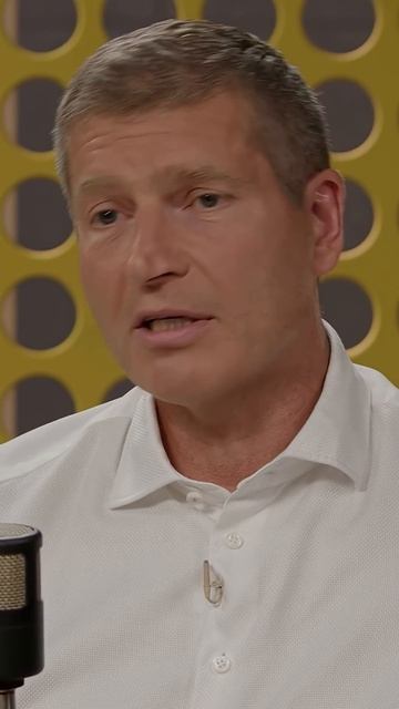 Рынок недвижимости: кризис впереди или позади? #недвижимость #россия #квартира #цены #интервью