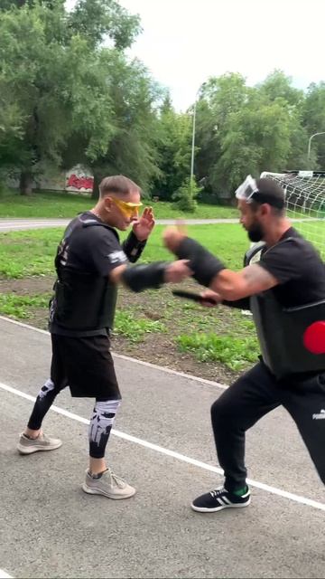 👆Взаимопонимание без слов.