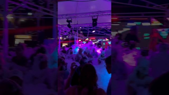 Пенная вечеринка на озере Яровое, Алтай