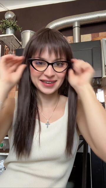 Милые, скорее смотрите мой муз.клип😍 ЯБЕДА