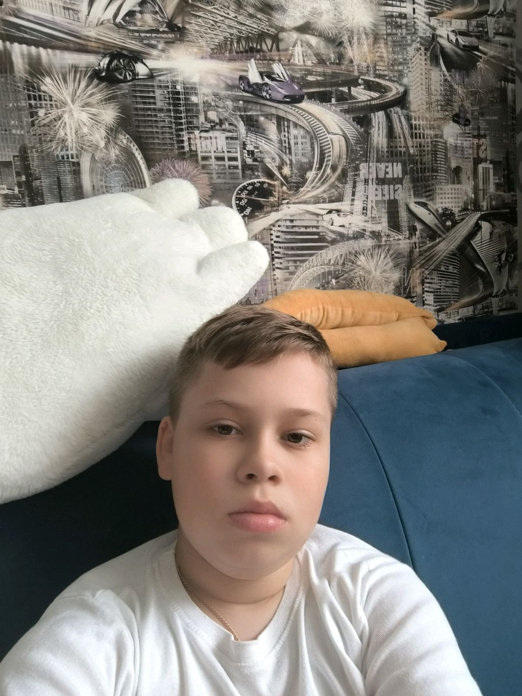 Тут прикольно, тут весело.