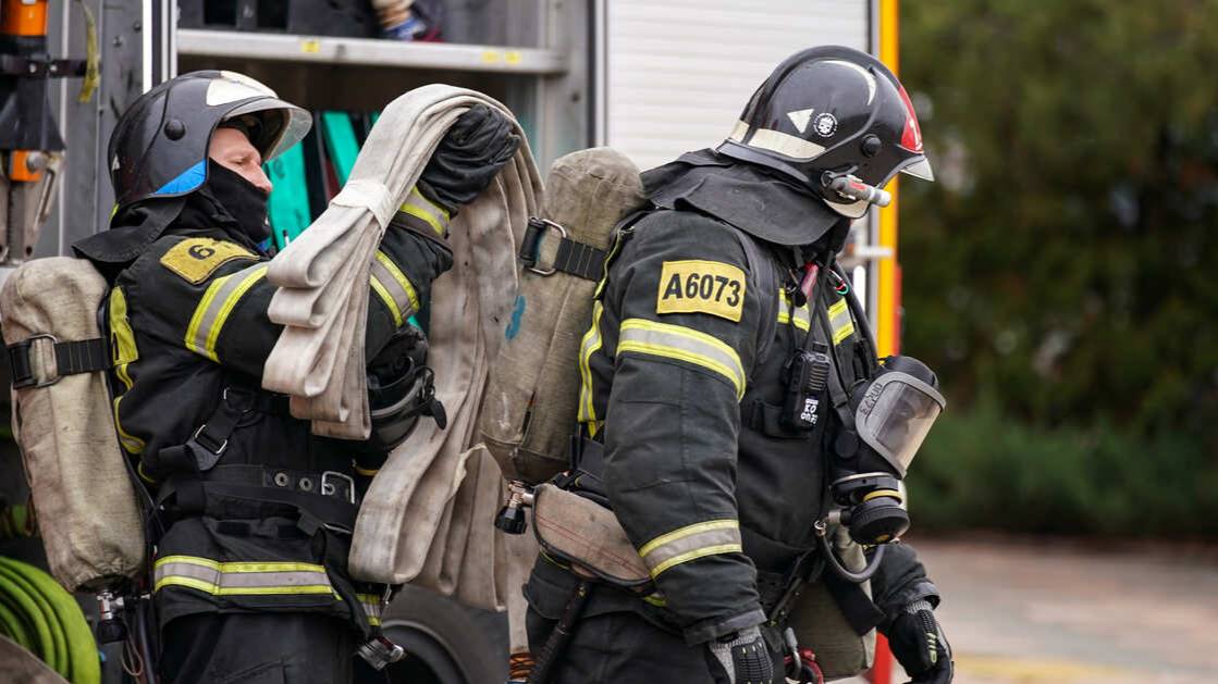 Ликвидирован пожар на складе с товарами на 1 миллиард рублей на юге Москвы