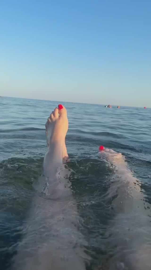 МНОГОДЕТНАЯ СЕМЬЯ В ОТПУСКЕ В КРЫМУ