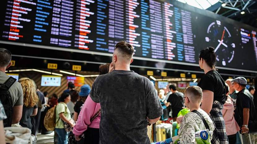 Временные ограничения на прием и выпуск самолетов сняли в аэропорту Казани