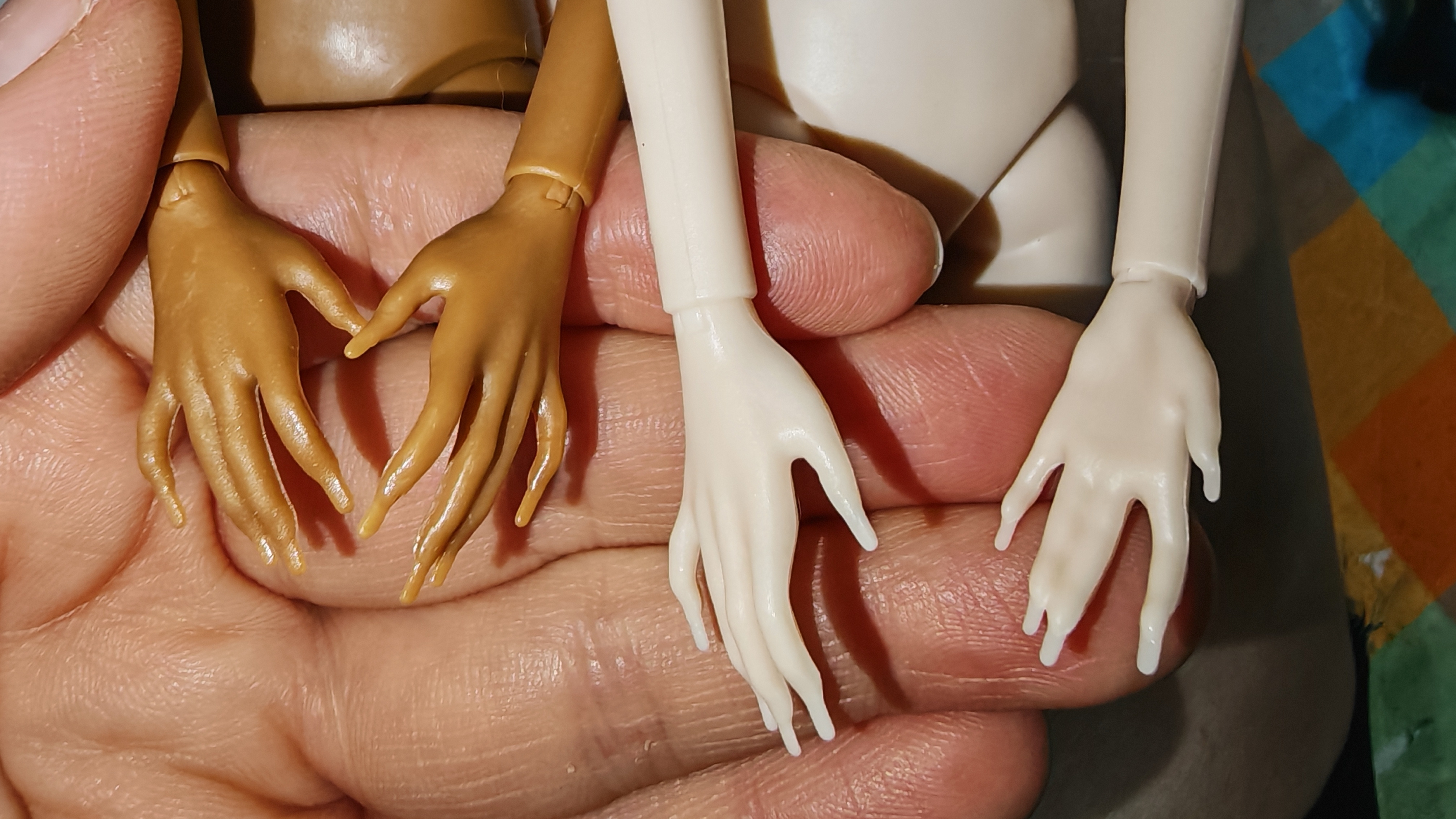 тела типо ИТ за 114₽, и поддельное тело МХ для зомби царевны