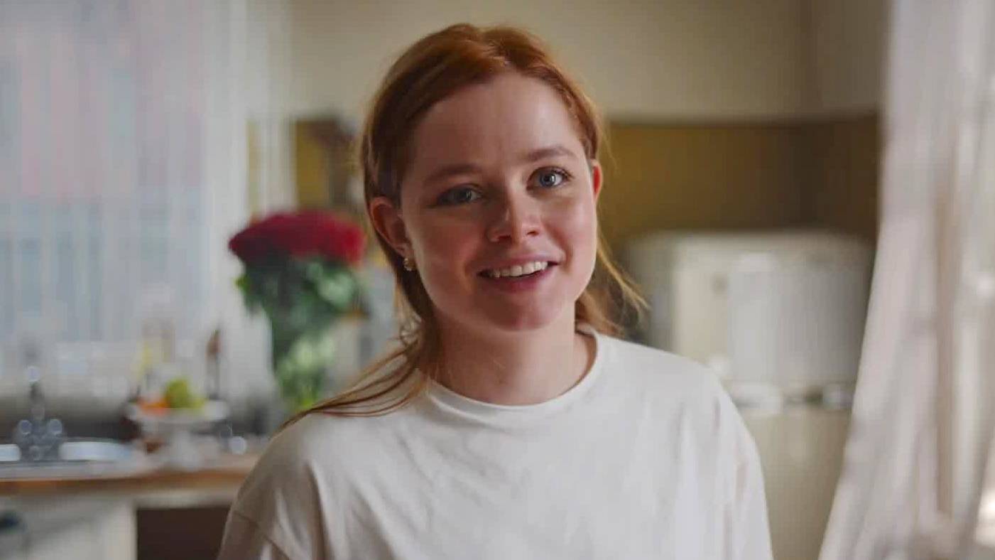 Сводишь с ума — Трейлер (2025)