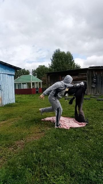 Assassin's creed: a blanket 

#assassinscreed #ezioauditore #videogame