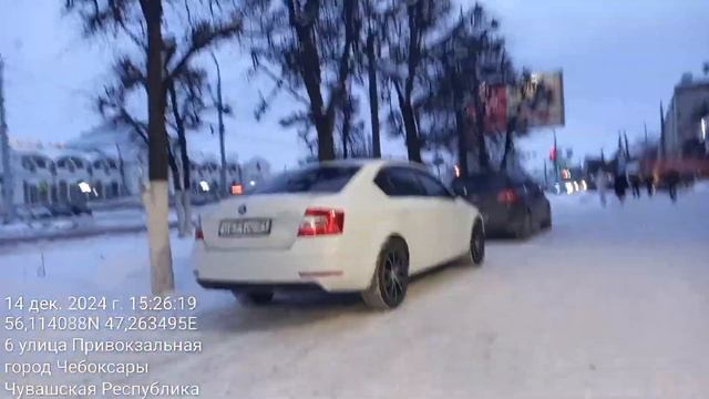 (14 декабря 2024г, 15:26): г.Чебоксары, ул.Привокзальная, д.6. Авто: е790ор177, н671ос21