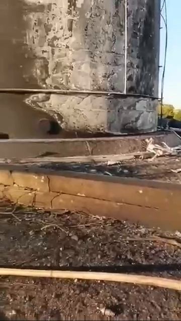 Последствия ударов в Одессе по объекту связанному с азербайджанской компанией SOCAR.