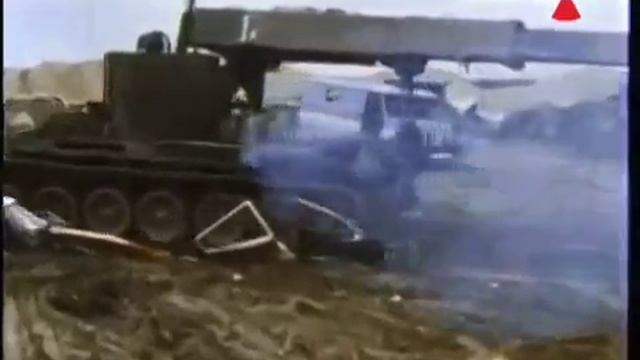 ИМР-2 "хоронит" заражённую технику после Чернобыльской аварии.