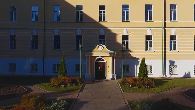 Фильм "Династия Смирновых"