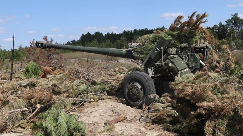 Расчет гаубицы «Мста-Б» уничтожил полевой склад боеприпасов ВСУ