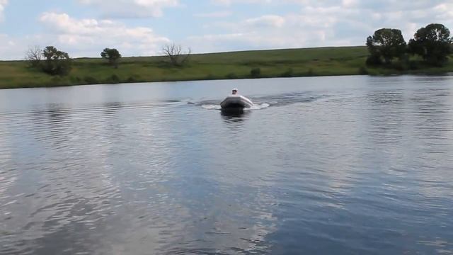 лодка Nissamaran Tornado 230 +мотор Mercury 4 M