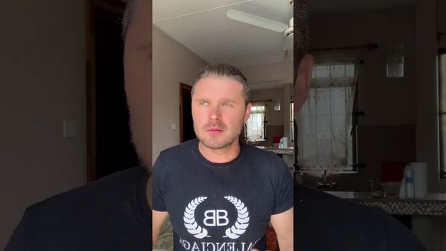 Павел Дуров вышел на свободу. Что будет дальше и как его предела спутница