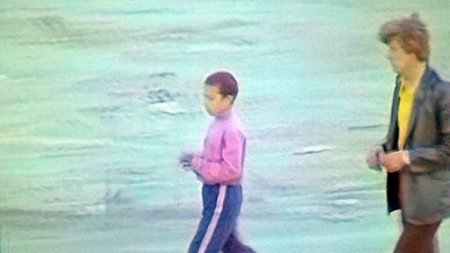 1988 год. Тюмень. Цыгане торгуют водкой и коньяком