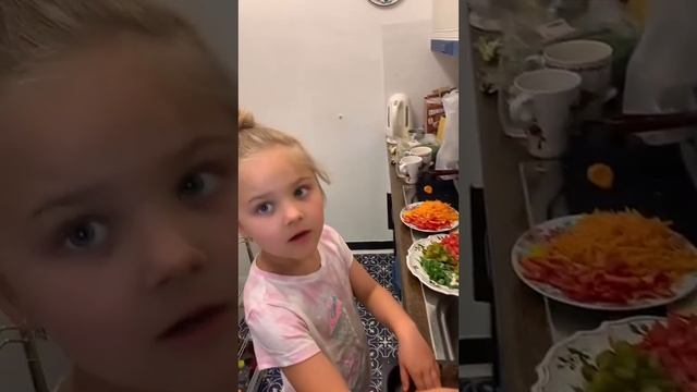 Пицца на батоне вместе с папой