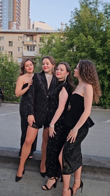 у нас был красивый и фотогеничный #июль #кавергруппа #фьюжн_видео #лето #backstage #концерт