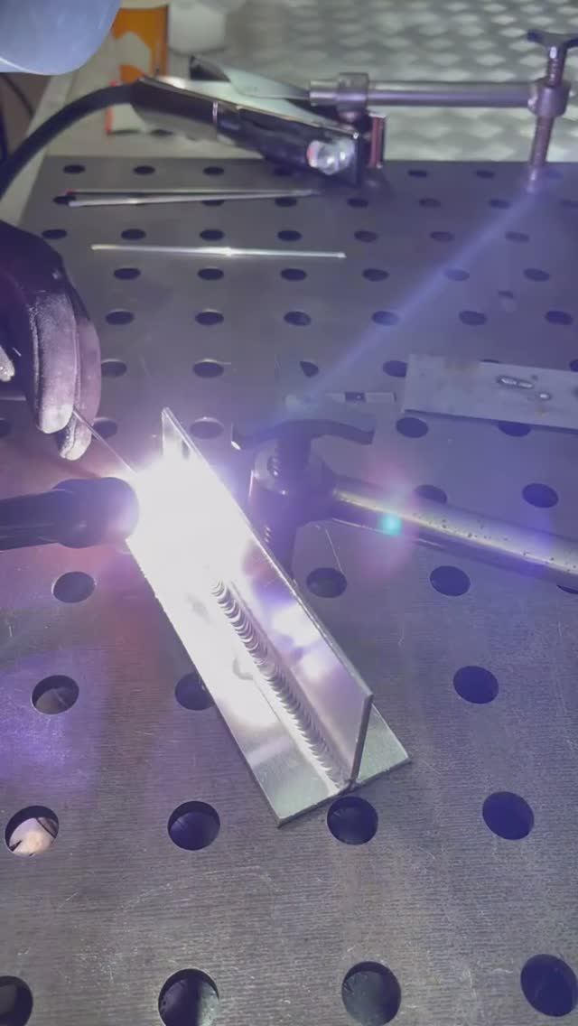 свариваем алюминий ПТК HANKER MULTIWAVE TIG 500 P AC/DC LCD H90
